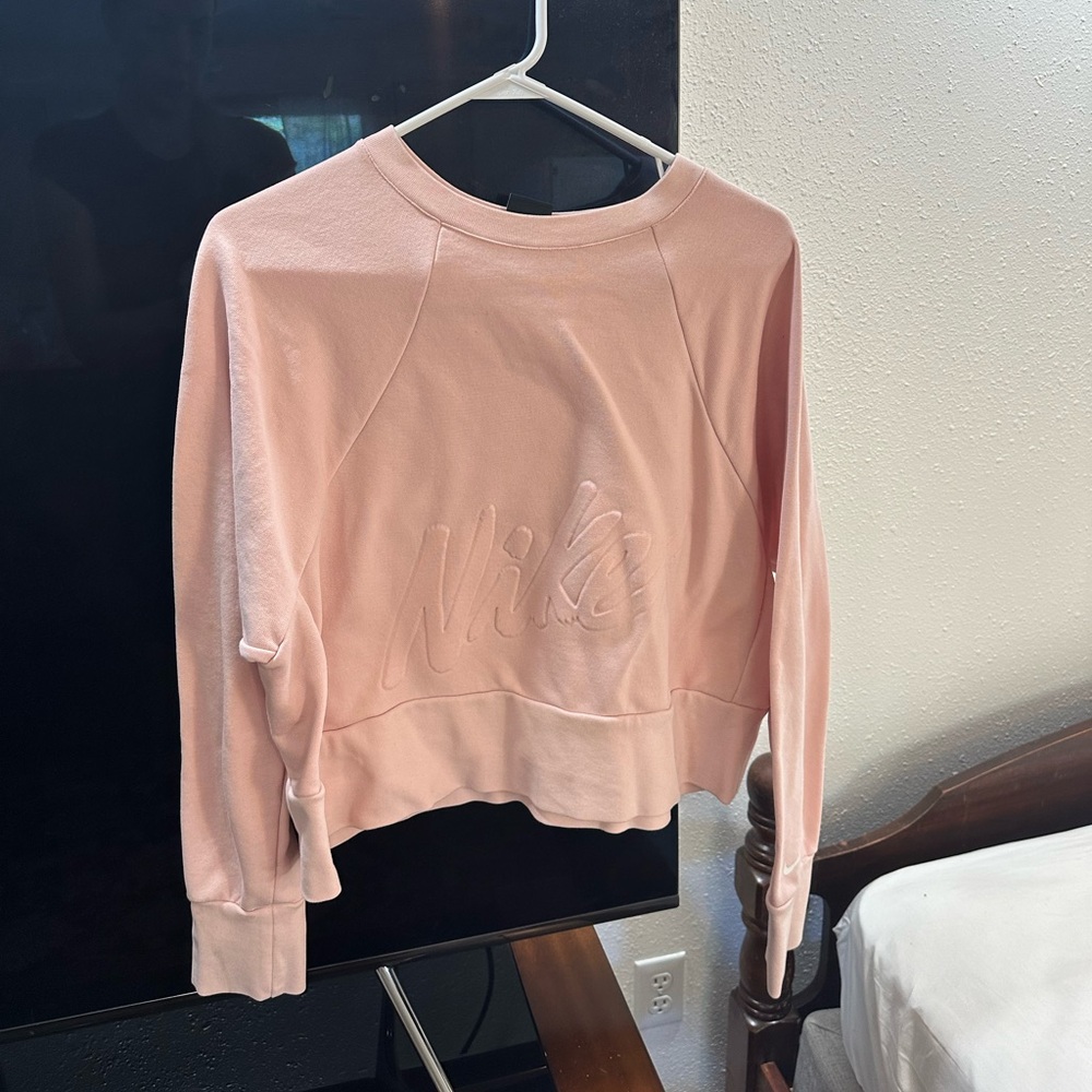 Nike crop pullover